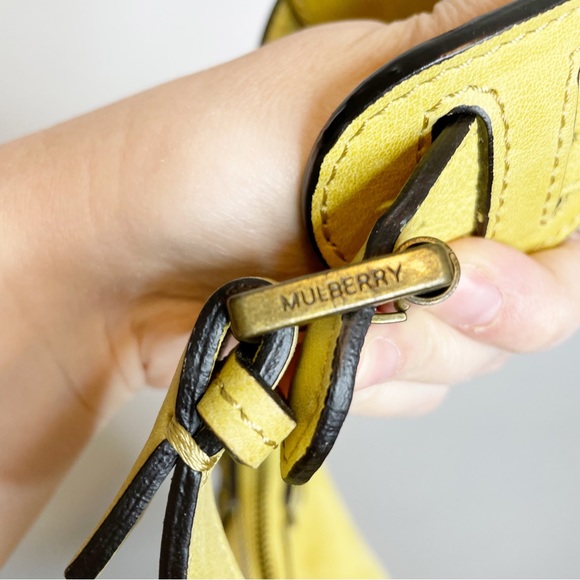 Mulberry Yellow Leather Hobo Bag Gold Buckle Hardware - Picture 7 of 16